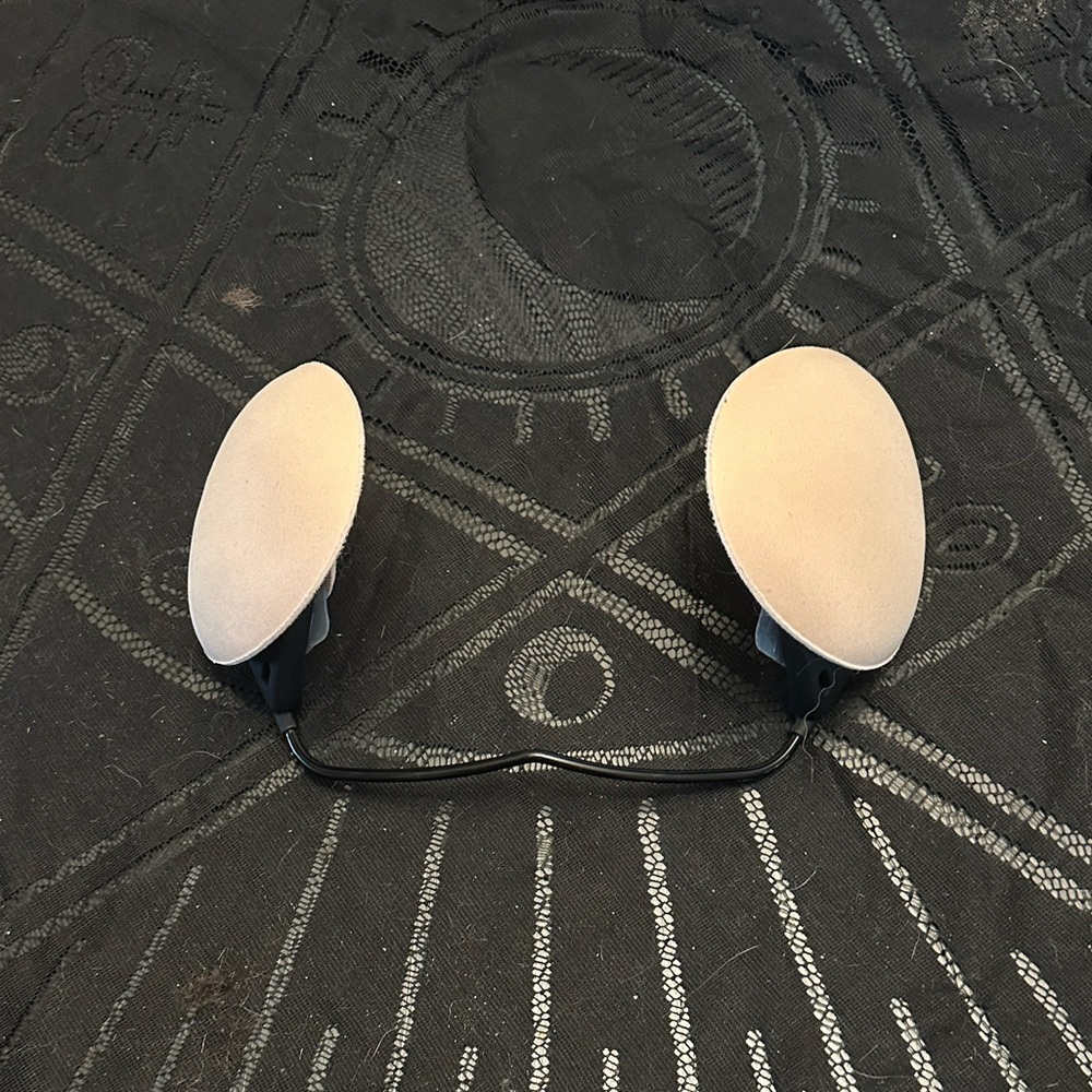 SOLD do not purchase Misses kisses shallow plunge bra kit